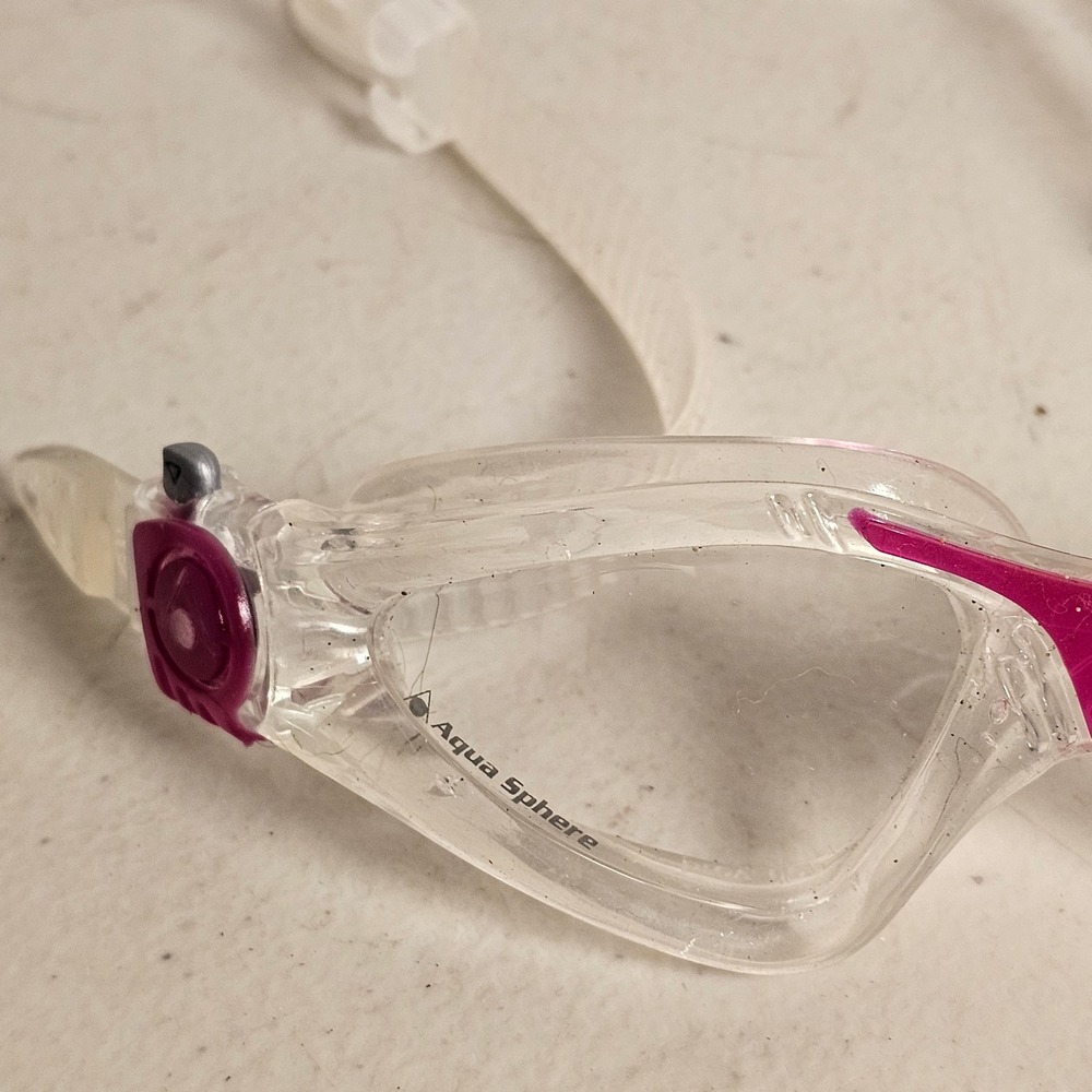 Aqua Sphere Kayenne Swimming Goggles Clear Pink Made in‎ Italy Wide View Junior - Picture 4 of 9